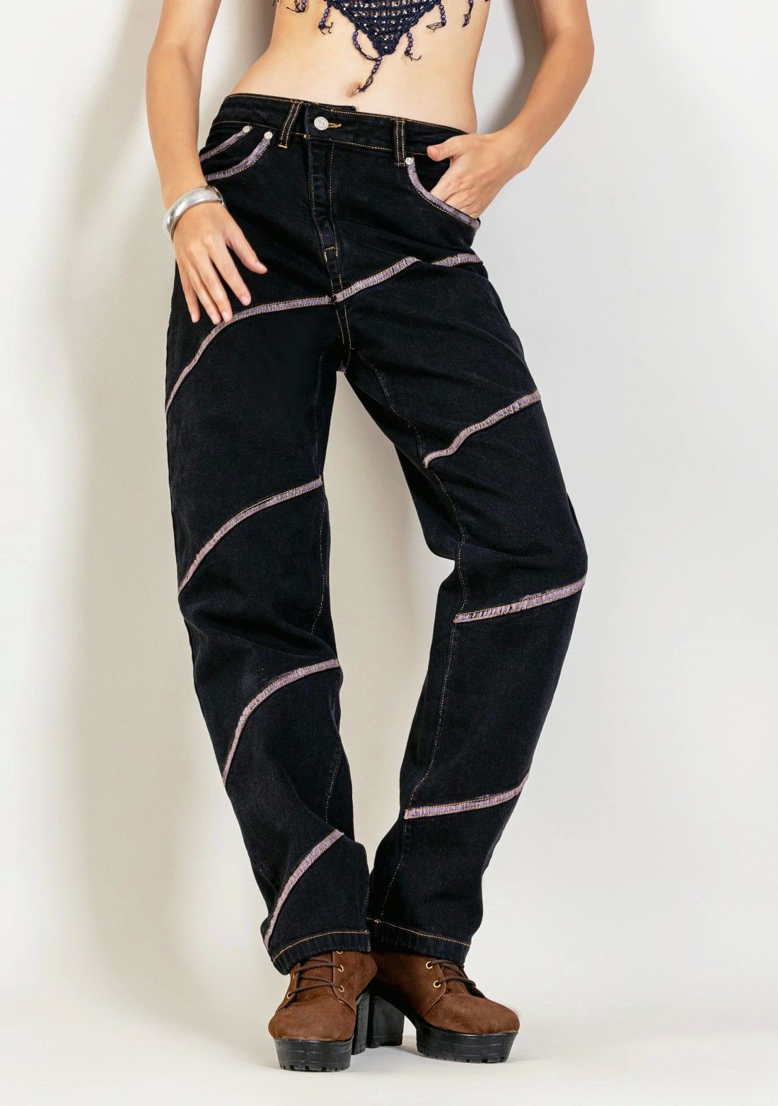 Black Straight Fit Women's Fashion Jeans