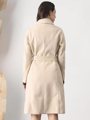 Women Shawl Collar Long Sleeves Solid 2 Pockets Winterwear Trench Coat With Belt